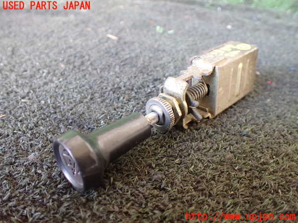 1UPJ-25376307]三菱ジープ(J56)スイッチ2 (ワイパー) 中古_m0001.jpg
