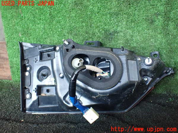 1UPJ-25381550]レクサス・RX450h(GYL25W)右リアフィニッシャー 中古_m0003.jpg
