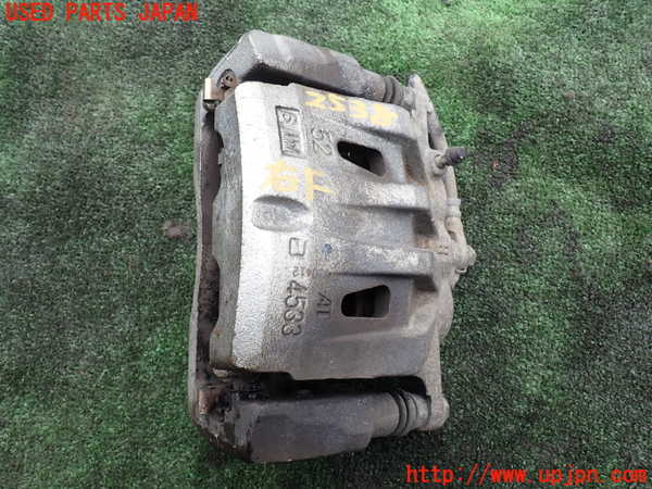 5UPJ-25384080]レクサス・RX450h(GYL25W)右フロントキャリパー 中古_m0001.jpg