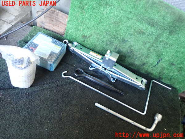 1UPJ-25387805]レクサス・RX450h(GYL25W)車載工具 中古_m0001.jpg