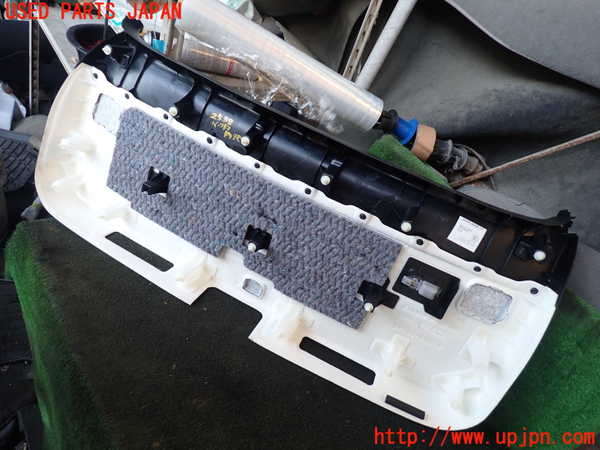 5UPJ-25381578]レクサス・RX450h(GYL25W)バックドア内張り 中古_m0002.jpg