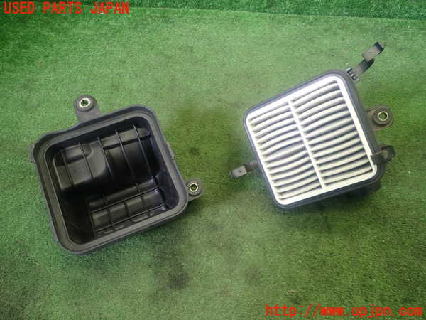 5UPJ-25392560]カプチーノ(EA11R)エアクリーナーボックス 中古_m0004.jpg