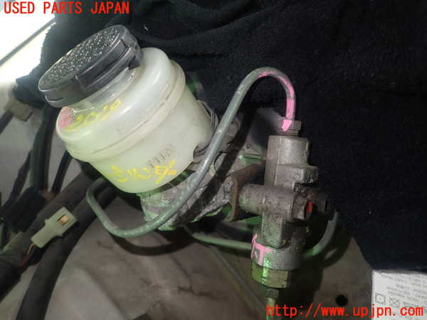 1UPJ-25394050]カプチーノ(EA11R)ブレーキマスターシリンダー 中古_m0001.jpg