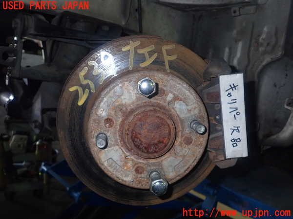 5UPJ-25394295]カプチーノ(EA11R)左フロントナックルハブ 中古_m0001.jpg