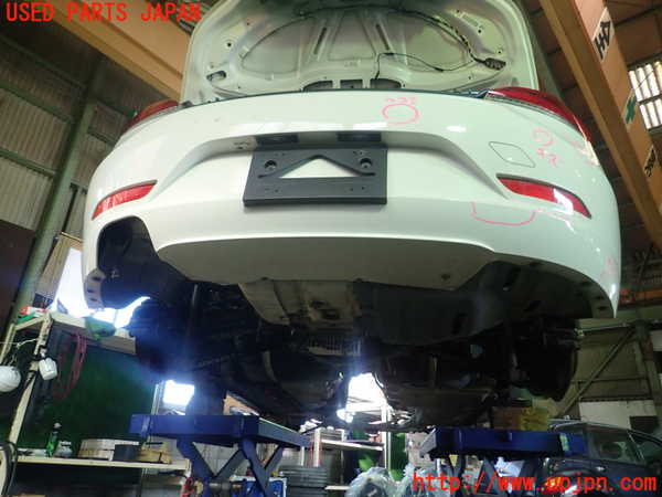 1UPJ-25401610]BMW Z4 E89(LM25)リアバンパー 中古_m0005.jpg