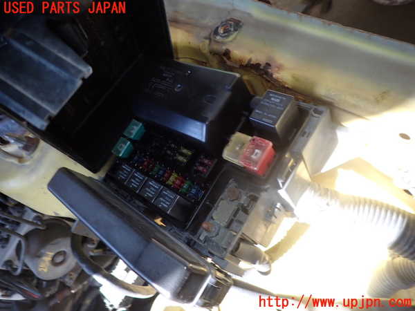 5UPJ-25416742]ランエボ7(CT9A)ヒューズボックス2 中古_m0002.jpg