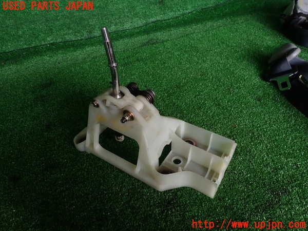 2UPJ-25417560]ランエボ7(CT9A)MTシフトレバー 中古_m0001.jpg