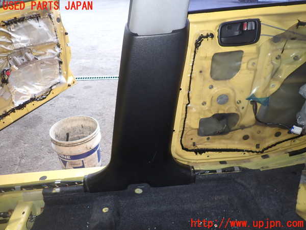 2UPJ-25417665]ランエボ7(CT9A)右センターピラートリム 中古_m0003.jpg