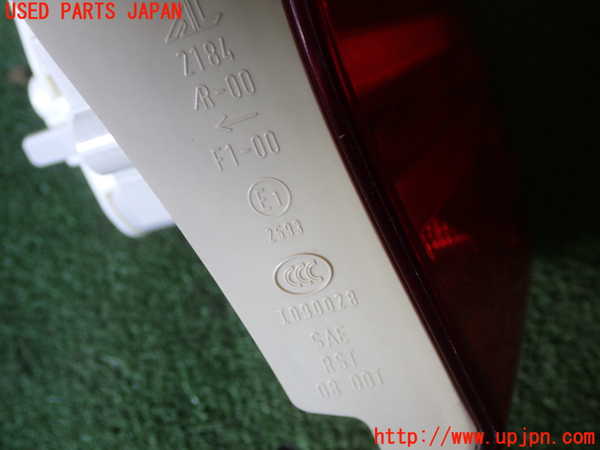 1UPJ-25421552]BMW M3 セダン E90(VA40)左リアフィニッシャー 中古_m0003.jpg