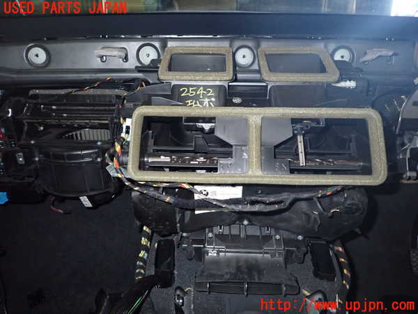1UPJ-25426081]BMW M3 セダン E90(VA40)エバポレーター1 中古_m0001.jpg