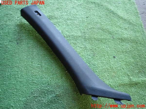 5UPJ-25427660]BMW M3 セダン E90(VA40)左フロントピラートリム 中古_m0001.jpg