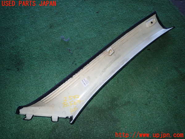 5UPJ-25427660]BMW M3 セダン E90(VA40)左フロントピラートリム 中古_m0003.jpg