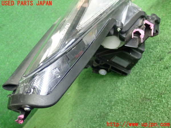 2UPJ-25431130]クロストレック(GUE)右ヘッドライト LED 中古_m0003.jpg