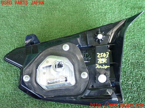 2UPJ-25431552]クロストレック(GUE)左リアフィニッシャー 中古_m0002.jpg