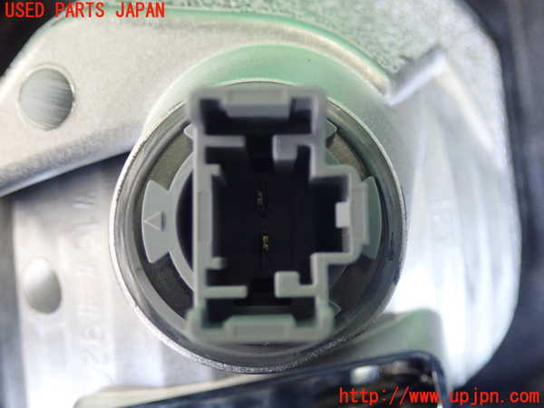 2UPJ-25431552]クロストレック(GUE)左リアフィニッシャー 中古_m0004.jpg