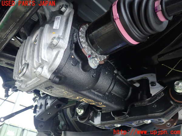 2UPJ-25434355]クロストレック(GUE)リアデフ 中古_m0002.jpg