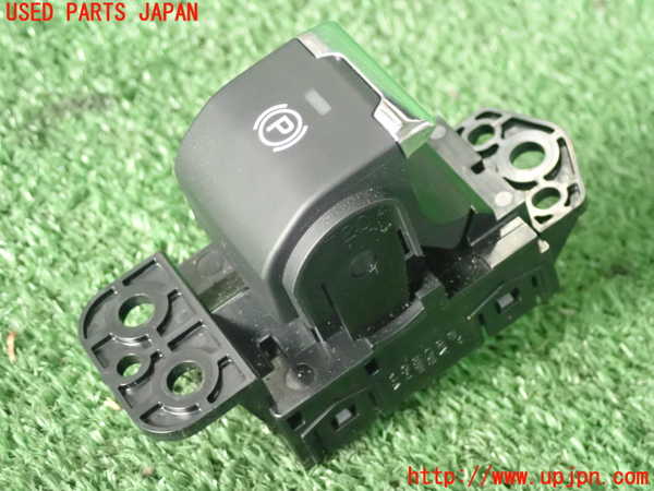 2UPJ-25436308]クロストレック(GUE)スイッチ3 (電動パーキングブレーキ作動灯) 中古_m0001.jpg