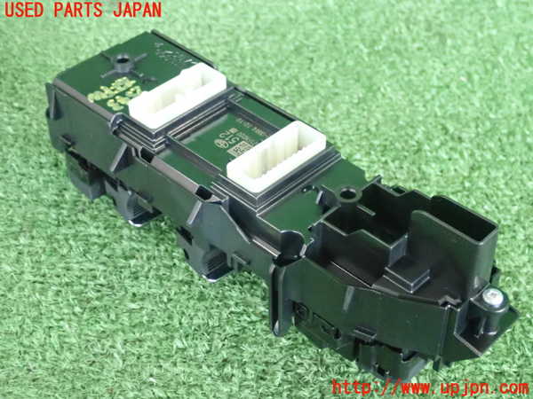 2UPJ-25436240]クロストレック(GUE)右前パワーウィンドウスイッチ 中古_m0002.jpg