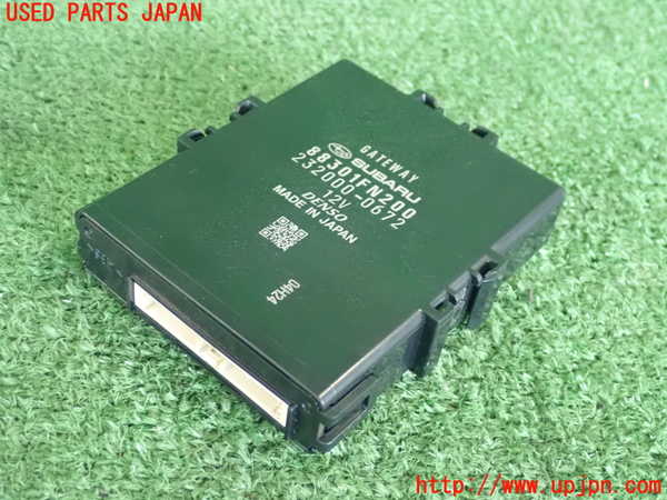 2UPJ-25436151]クロストレック(GUE)コンピューター6 (88301FN200) 中古_m0001.jpg