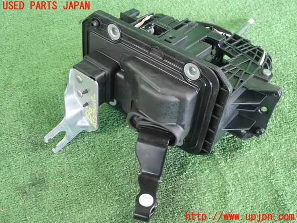 2UPJ-25437555]クロストレック(GUE)ATシフトレバー 中古_m0002.jpg