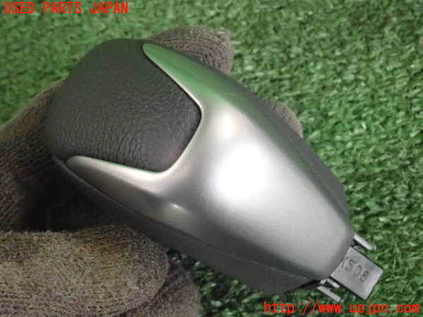 2UPJ-25437570]クロストレック(GUE)シフトノブ 中古_m0003.jpg