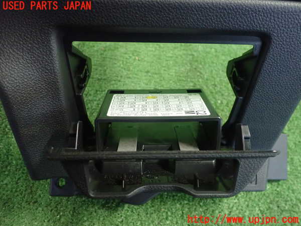 2UPJ-25437691]クロストレック(GUE)内装トリム類1 中古_m0004.jpg