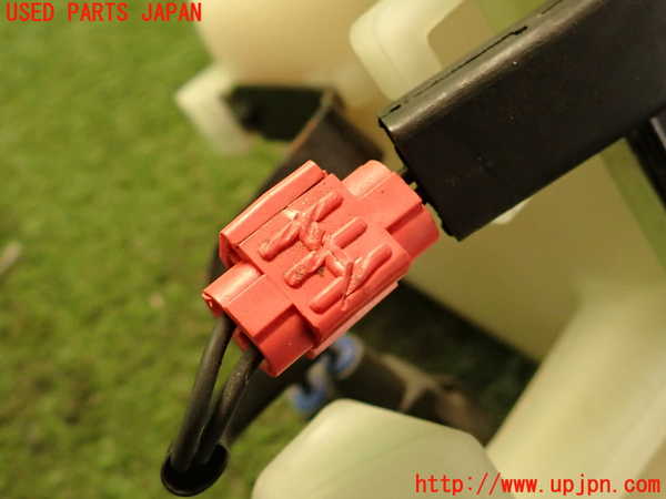 2UPJ-25442410]センチュリー(GZG50)ラジエータータンク 中古_m0003.jpg