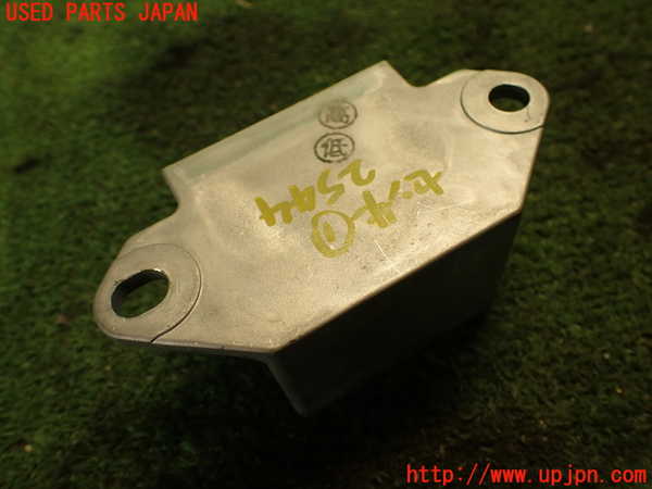 2UPJ-25446381]センチュリー(GZG50)センサー1 (ヨーレート) 中古_m0002.jpg