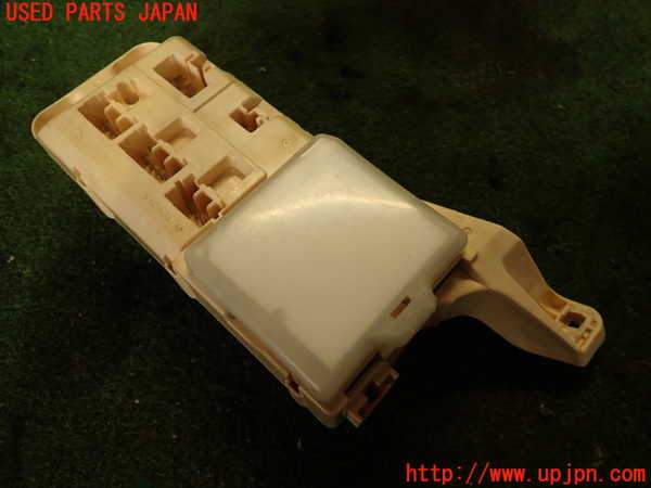 2UPJ-25446742]センチュリー(GZG50)ヒューズボックス2 中古_m0001.jpg