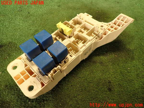 2UPJ-25446742]センチュリー(GZG50)ヒューズボックス2 中古_m0002.jpg