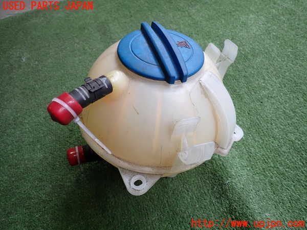 2UPJ-25452410]アウディ・TT クーペ(8JBWA)ラジエータータンク 中古_m0001.jpg