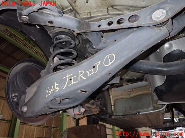 2UPJ-25455226]アウディ・TT クーペ(8JBWA)左リアロアアーム1 中古_m0001.jpg