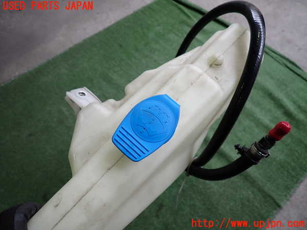 2UPJ-25456791]アウディ・TT クーペ(8JBWA)ウォッシャータンク1 中古_m0002.jpg
