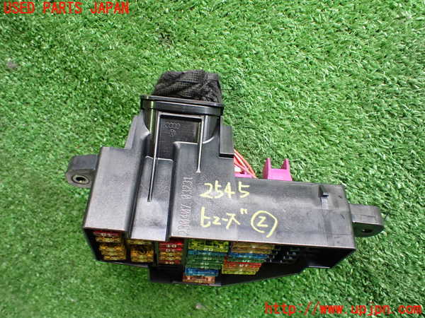 2UPJ-25456742]アウディ・TT クーペ(8JBWA)ヒューズボックス2 中古_m0002.jpg