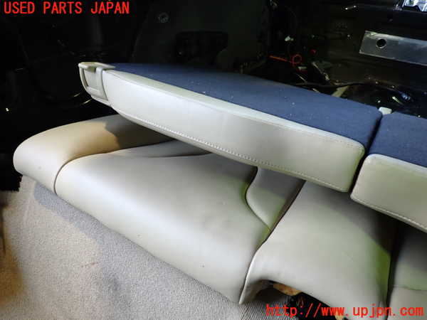 2UPJ-25457385]アウディ・TT クーペ(8JBWA)リアシート 中古_m0003.jpg