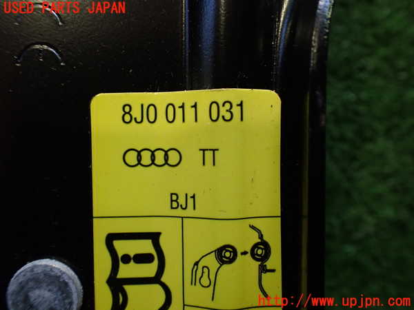 2UPJ-25457805]アウディ・TT クーペ(8JBWA)車載工具 中古_m0002.jpg