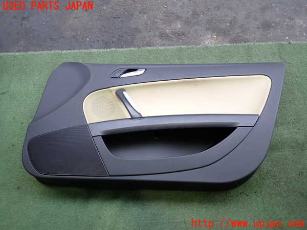 2UPJ-25451234]アウディ・TT クーペ(8JBWA)右ドア内張り 【ジャンク品】 中古_m0001.jpg