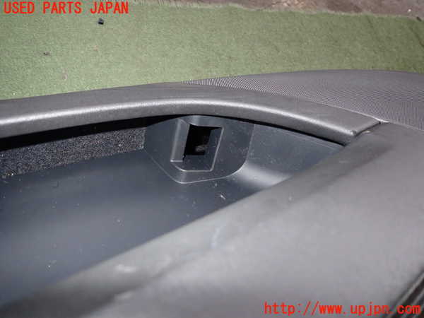 2UPJ-25451234]アウディ・TT クーペ(8JBWA)右ドア内張り 【ジャンク品】 中古_m0002.jpg