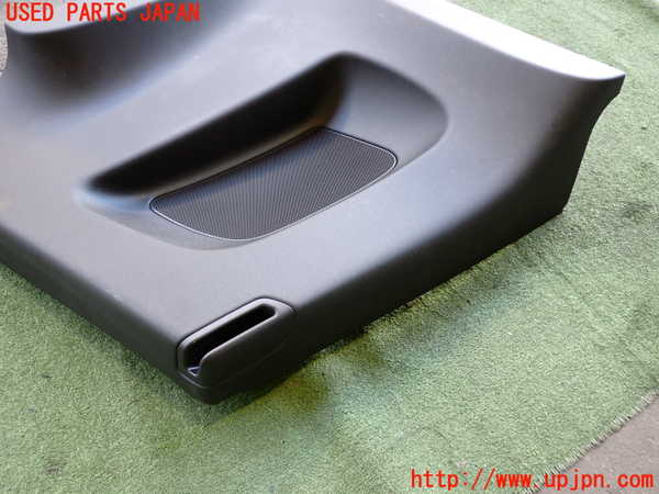 2UPJ-25457680]アウディ・TT クーペ(8JBWA)左リアピラートリム 中古_m0002.jpg