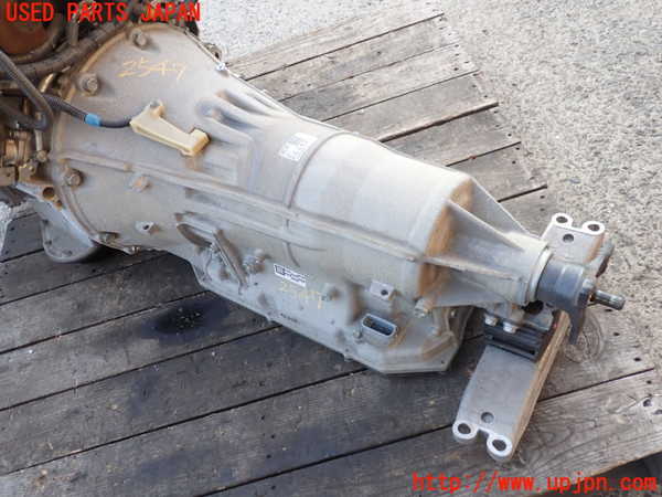 2UPJ-25473010]レクサス・RC F(USC10)ミッション AT 2UR-GSE 中古_m0001.jpg