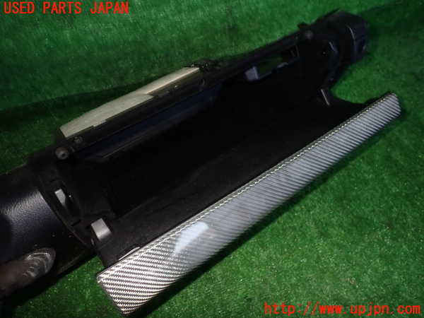5UPJ-25477516]レクサス・RC F(USC10)グローブボックス1 中古_m0003.jpg
