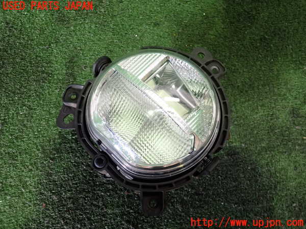 5UPJ-25481180]BMW ミニ(MINI)クーパーSD クロスオーバー オール4(YT20)(F60)右フォグ 中古_m0001.jpg