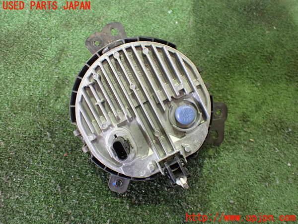 5UPJ-25481180]BMW ミニ(MINI)クーパーSD クロスオーバー オール4(YT20)(F60)右フォグ 中古_m0003.jpg