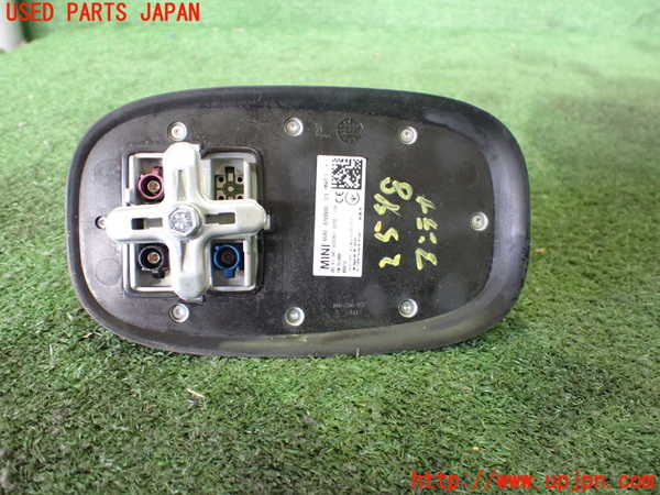 5UPJ-25486550]BMW ミニ(MINI)クーパーSD クロスオーバー オール4(YT20)(F60)アンテナ 中古_m0003.jpg