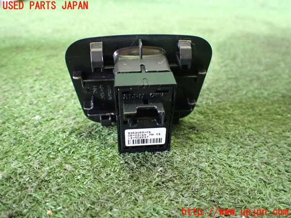 5UPJ-25486308]BMW ミニ(MINI)クーパーSD クロスオーバー オール4(YT20)(F60)スイッチ3 (バックドア) 中古_m0002.jpg