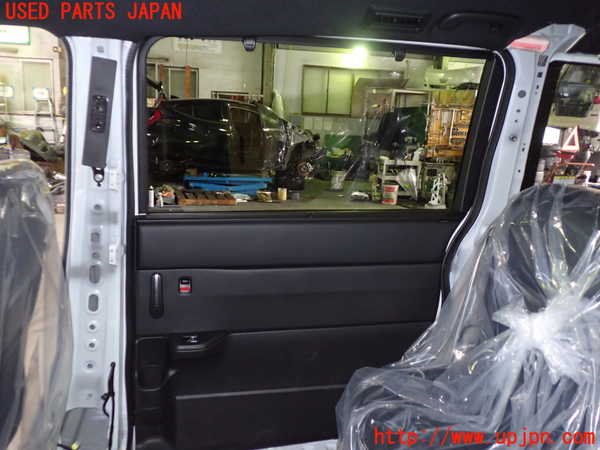 1UPJ-25491290]ステップワゴン スパーダ(RP6)右後ドア 43R-010184 中古_m0004.jpg