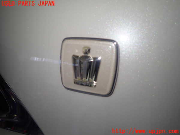 1UPJ-25511632]クラウン アスリート ハイブリッド(AWS210)エンブレム2 中古_m0001.jpg