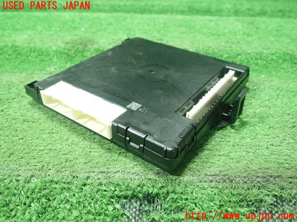 1UPJ-25516147]クラウン アスリート ハイブリッド(AWS210)コンピューター2 (MPX BODY) 中古_m0001.jpg