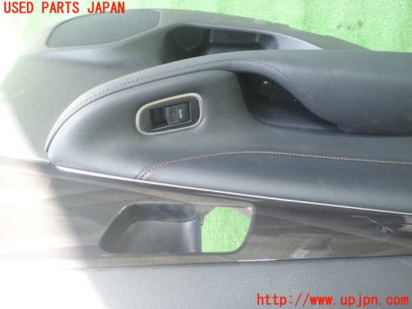 1UPJ-25511324]クラウン アスリート ハイブリッド(AWS210)左後ドア内張り 中古_m0002.jpg