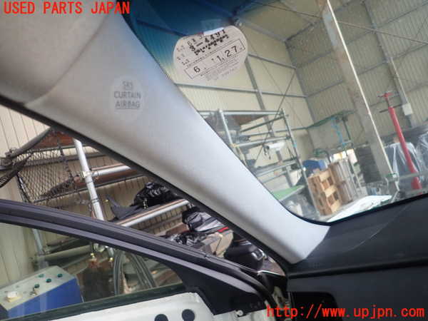 1UPJ-25517660]クラウン アスリート ハイブリッド(AWS210)左フロントピラートリム 中古_m0001.jpg